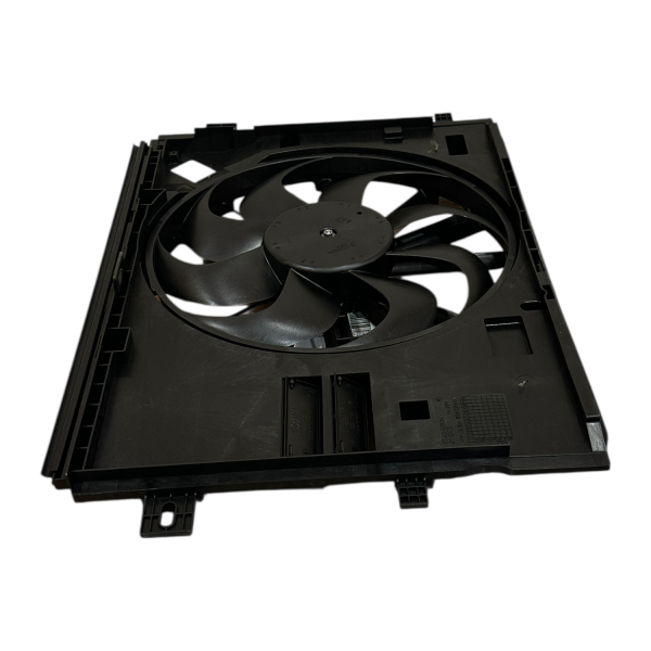 Opel Combo E 1.5 Dizel Motor Fan Motoru Davlumbazlı Psa Marka 9836058380