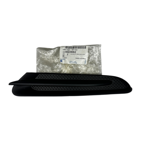Opel Mokka Ön Tampon Üst Izgarası Sol Psa Marka 95235062