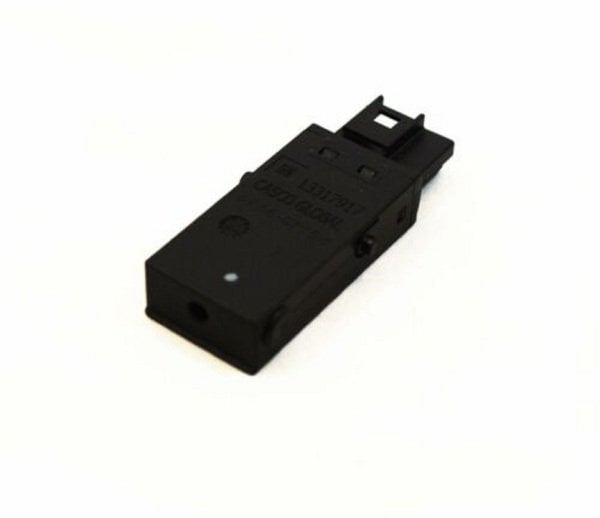 Opel Astra J Aux Hat Girişi (Siyah Renk) Psa Marka 13318777 / 13317917