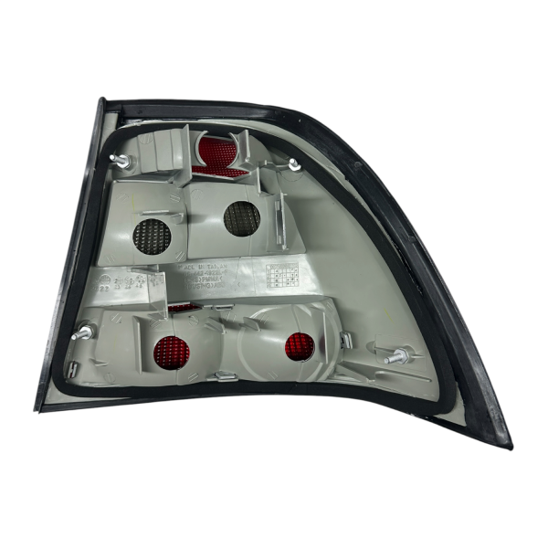 Opel Vectra B Makyajlı Kasa Sağ Stop Depo Marka 442-1922R-UE