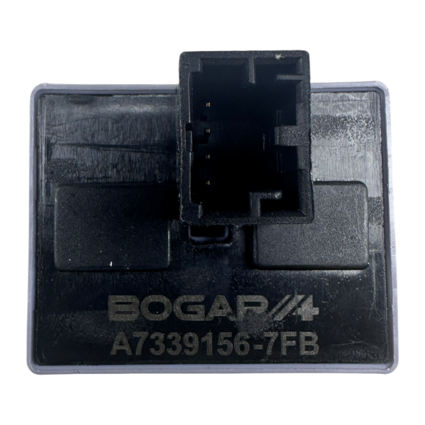 Volkswagen Transporter T5-T6 Cam Açma Düğmesi Çiftli Bogap Marka A7339156